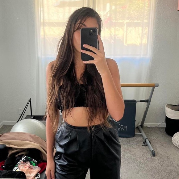 Vintage High Waisted Leather Pants - Picture 4 of 7